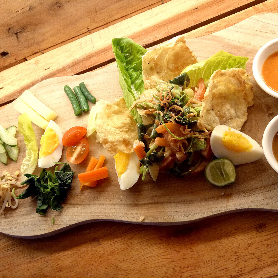 salad-bar-gado-gado